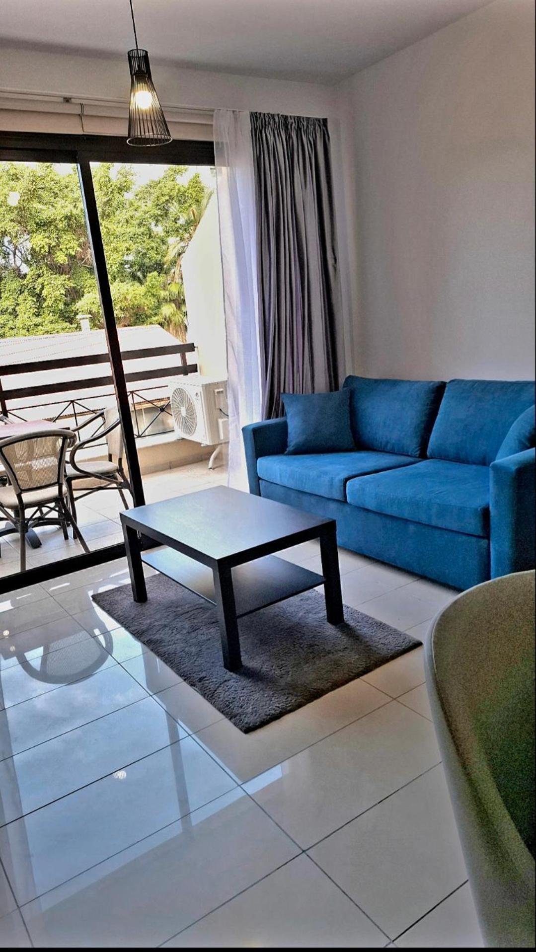 By The Way Apartment 1 Λάρνακα Εξωτερικό φωτογραφία